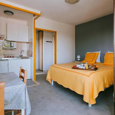 Hotel Studios Les Acacias Saint-Paul-les-Dax Exterior photo